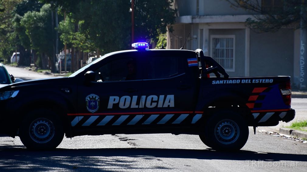 Motochorros asaltaron a dos turistas mendocinas en Las Termas y les robaron una cartera con $600 mil