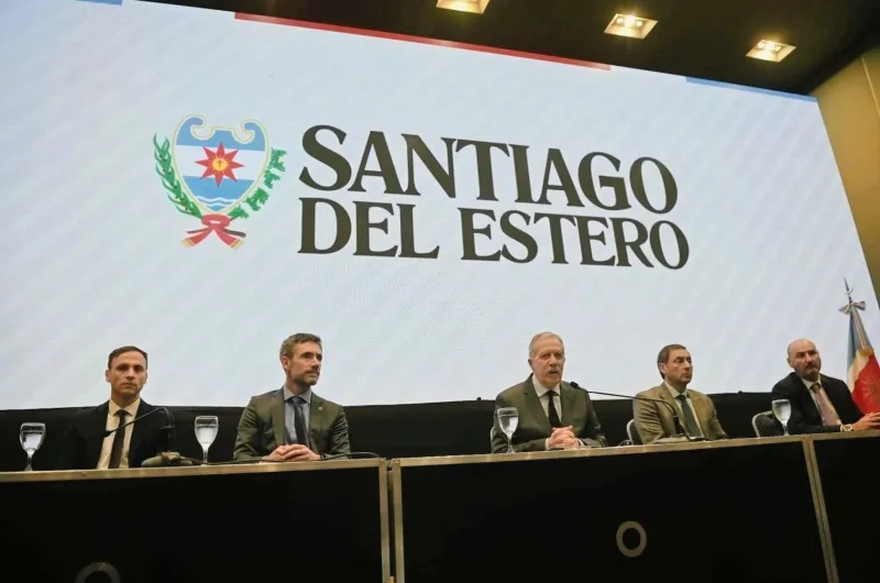 El Gobierno provincial y el CFI firmaron convenios para fortalecer el desarrollo productivo y el financiamiento del sector privado