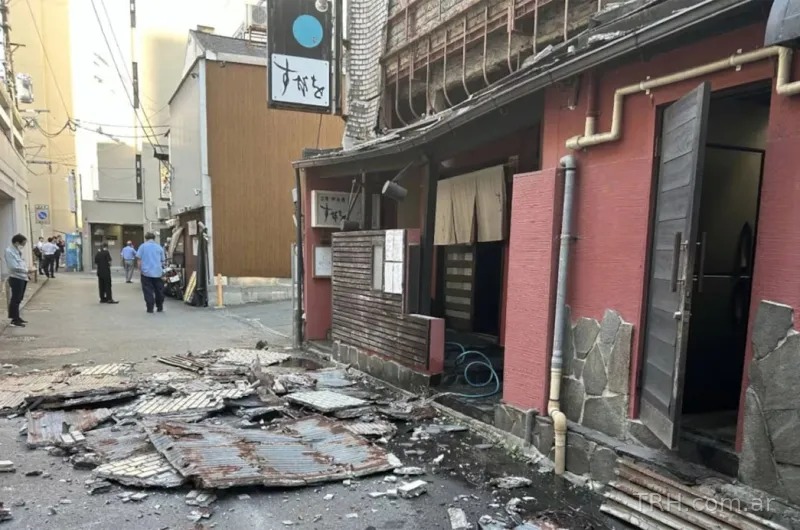 Terremoto de magnitud 7,1 sacude el suroeste de Japón: al menos 50 heridos, derrumbes y alerta de tsunami