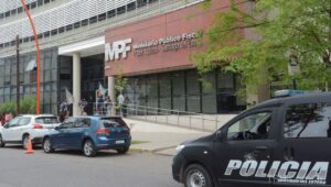 Denuncian violencia familiar en Patillo: un hombre asegura que su pareja lo agredió con un palo durante una discusión por celos