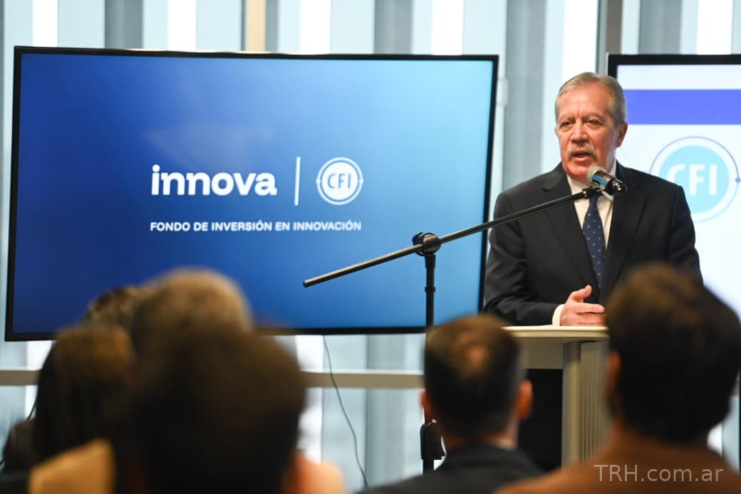 El gobernador presentó líneas de financiamiento del CFI para impulsar tecnología e innovación en Santiago del Estero
