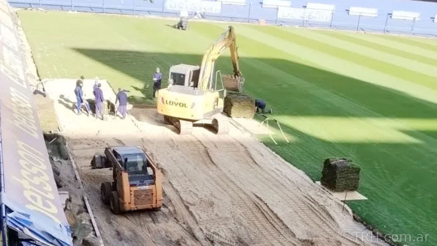 Boca evalúa cambiar de estadio para recibir a Estudiantes por el mal estado del césped de La Bombonera
