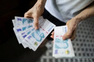 ANSES avanza con los pagos de agosto: cuáles son los montos con el aumento del 1,89% y el cronograma del mes