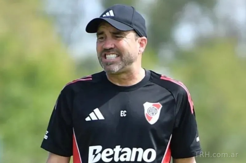 “Los cagones no hacen historia”: el mensaje de Chacho Coudet tras una nueva derrota de River