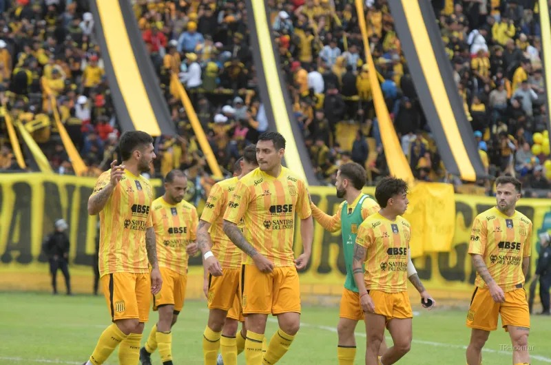 Mitre visita a Deportivo Madryn con la meta de estirar su racha invicta