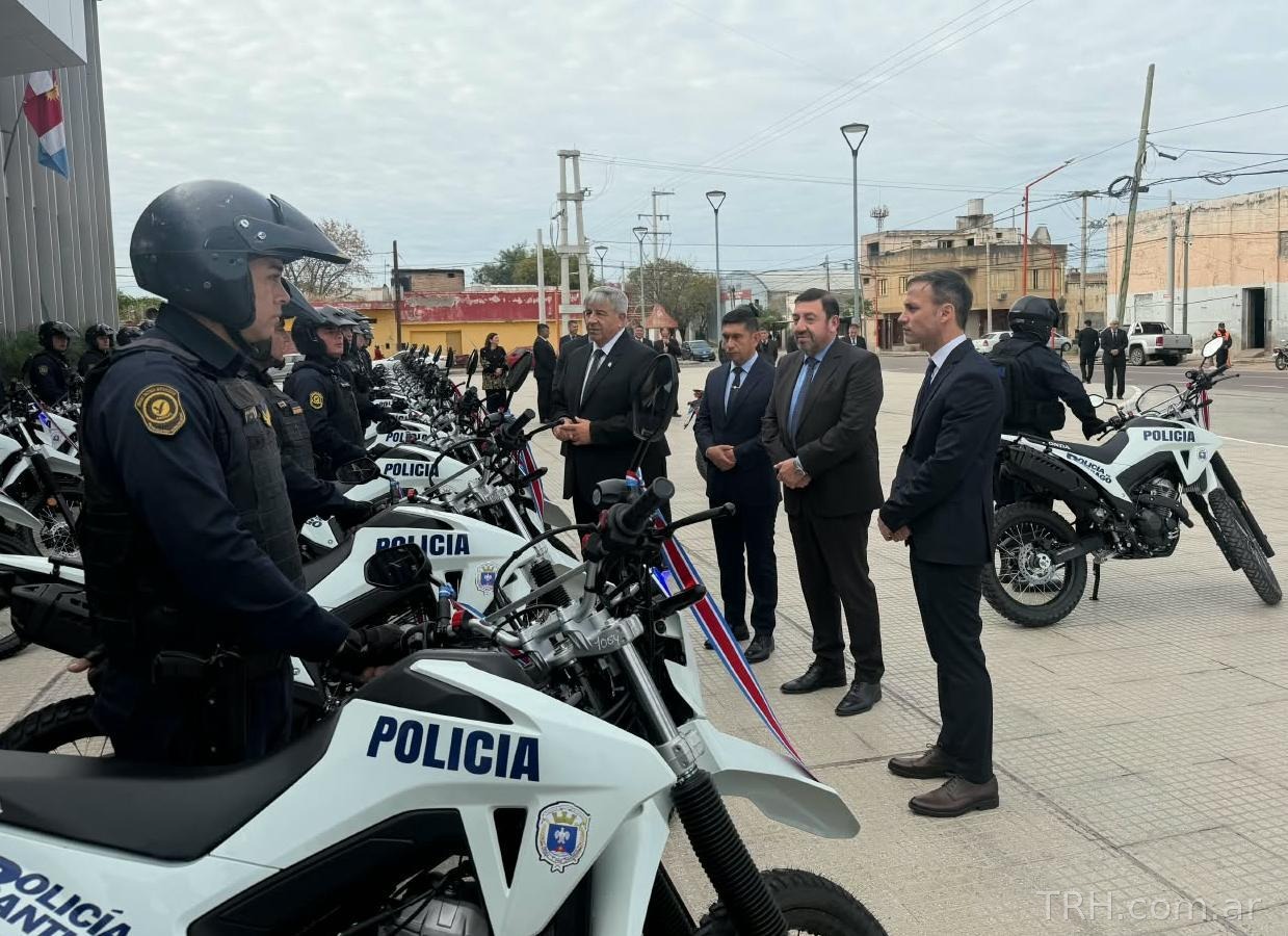 Formación de las unidades Honda Tornado 300 destinadas a la prevención y seguridad provincial
