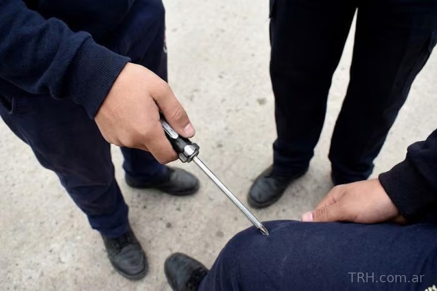 Fachada de la Escuela Técnica N° 2 en La Banda donde ocurrió el hecho