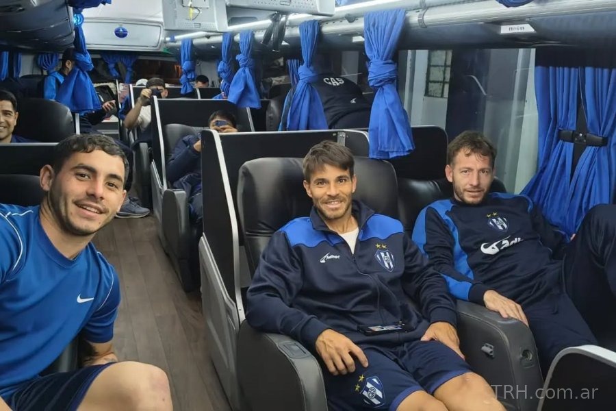 Sarmiento de La Banda visita a Gimnasia de Chivilcoy en busca de seguir prendido arriba