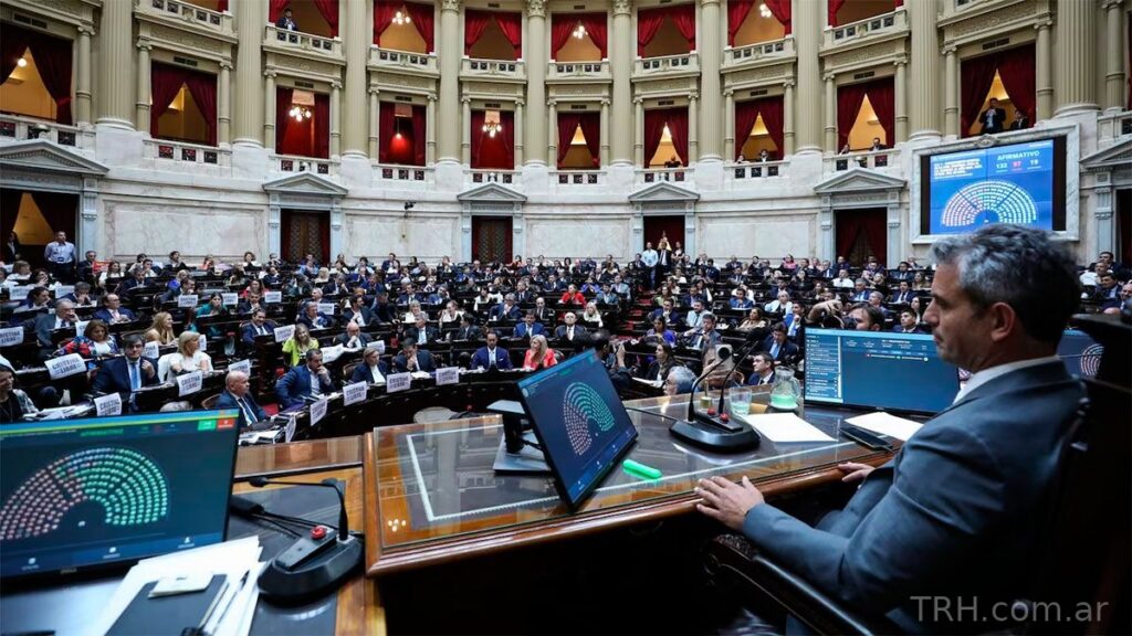 Diputados debate reformas económicas clave en una sesión que se extendería por más de 15 horas