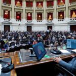 Diputados debate reformas económicas clave en una sesión que se extendería por más de 15 horas