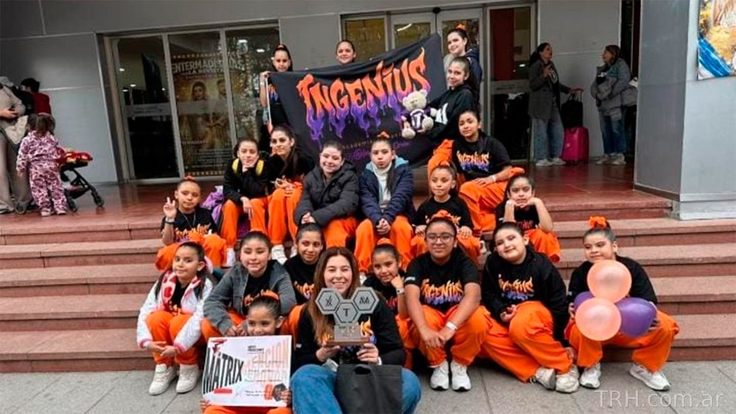Presentación de danza en el Teatro San Martín de Termas de Río Hondo