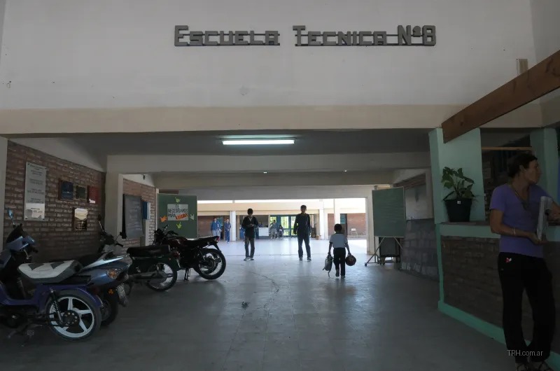 Pizarrón de un aula escolar donde se constató la inscripción intimidatoria.