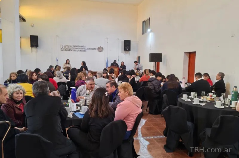 Encuentro del Café Literario en el Concejo Deliberante bandeño