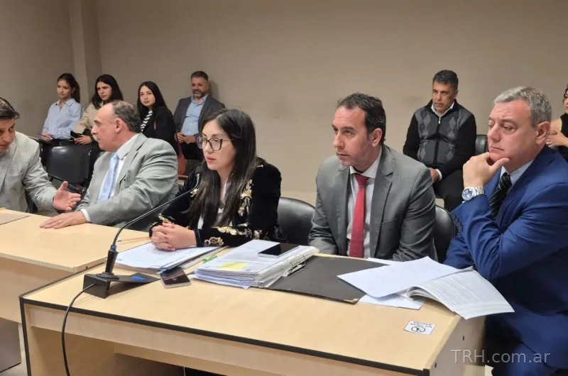 Apertura de correos electrónicos y pericias en la causa judicial