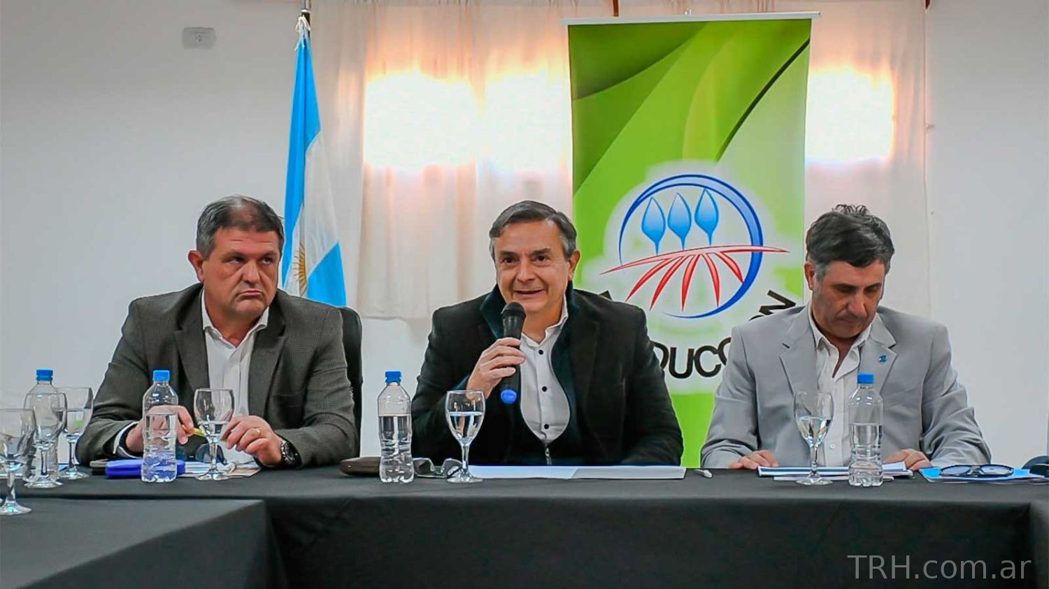 Exposiciones sobre la actualidad y los desafíos del sector algodonero regional