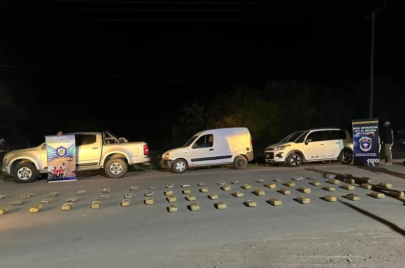 Procedimiento policial y secuestro de estupefacientes en rutas de Santiago del Estero