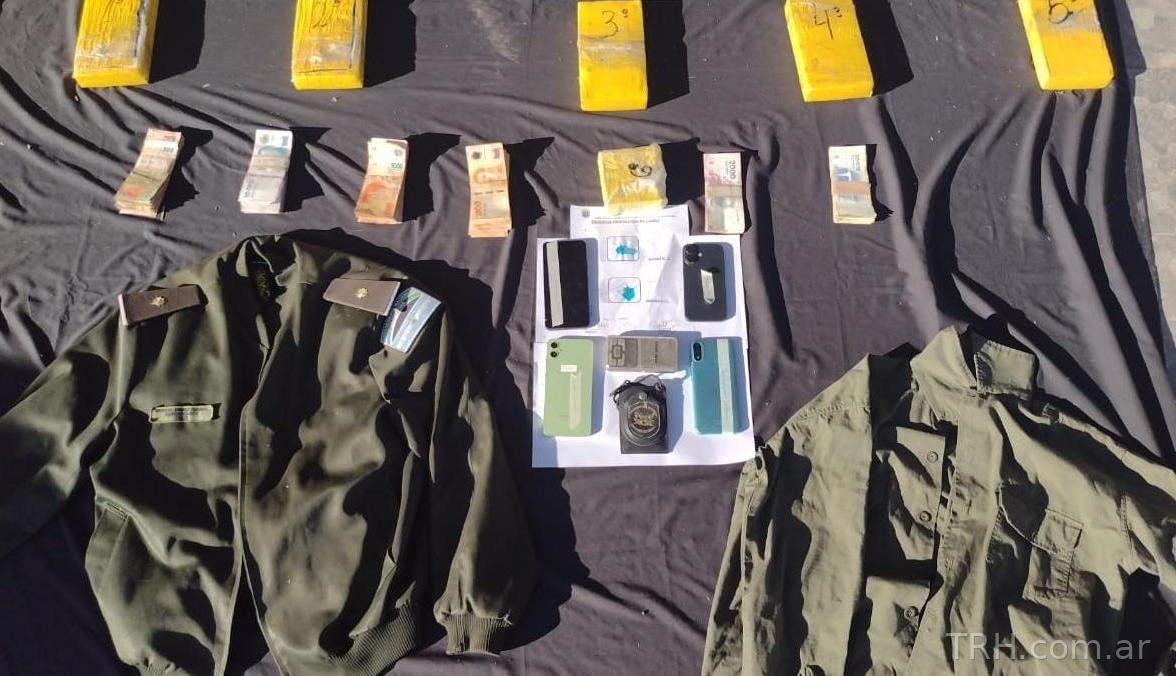 Paquetes de estupefacientes secuestrados en procedimiento de seguridad