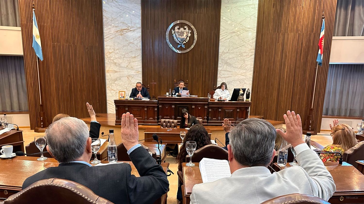 Sesión ordinaria de la Cámara de Diputados de Santiago del Estero presidida por Carlos Silva Neder