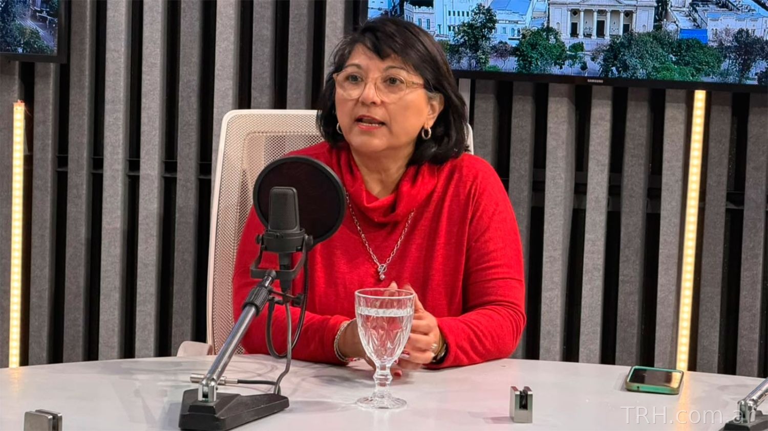 Firma del acta de compromiso para el Doctorado en Inteligencia Artificial Aplicada