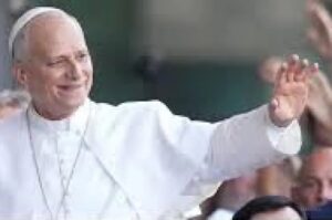Feriado nacional y paquetes de viaje desde Santiago por la visita del papa León XIV